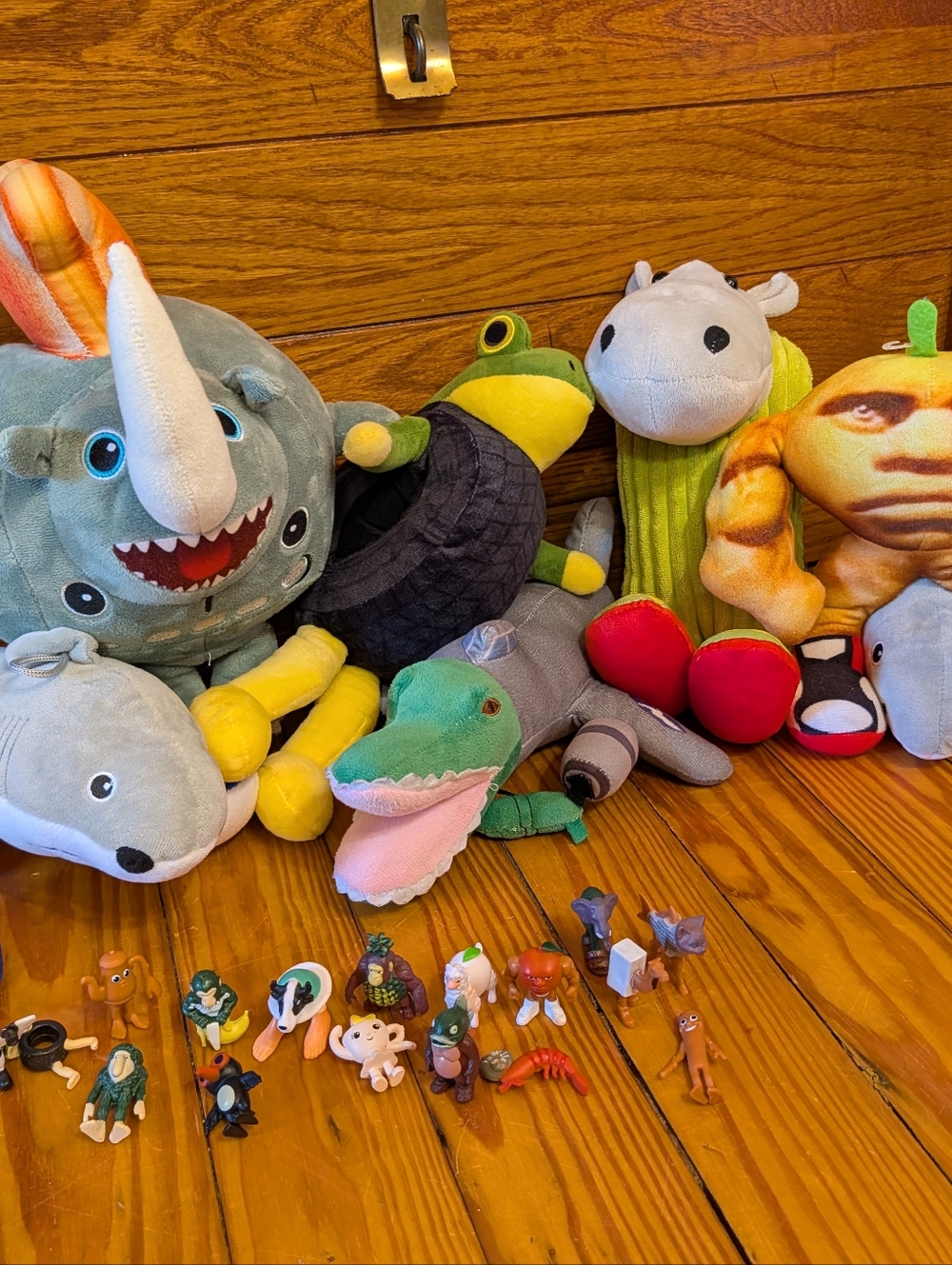 LOT of Italian Brainrot Plushies & Mini Figure Toys (Over 20 Pcs) YouTube/Roblox